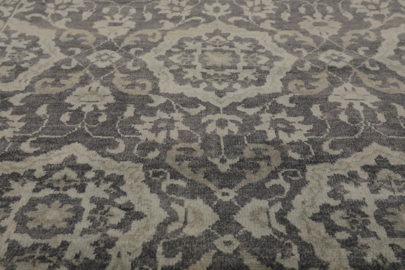 4'x5'10" Hand Knotted 100% Wool Transitional Oriental Area Rug Tone on Tone Gray